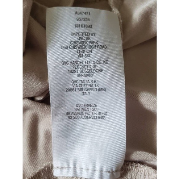 LOGO by Lori Goldstein Rayon 230 Long Sleeve Top w/ Handkerchief Hem - Large - Picture 8 of 9